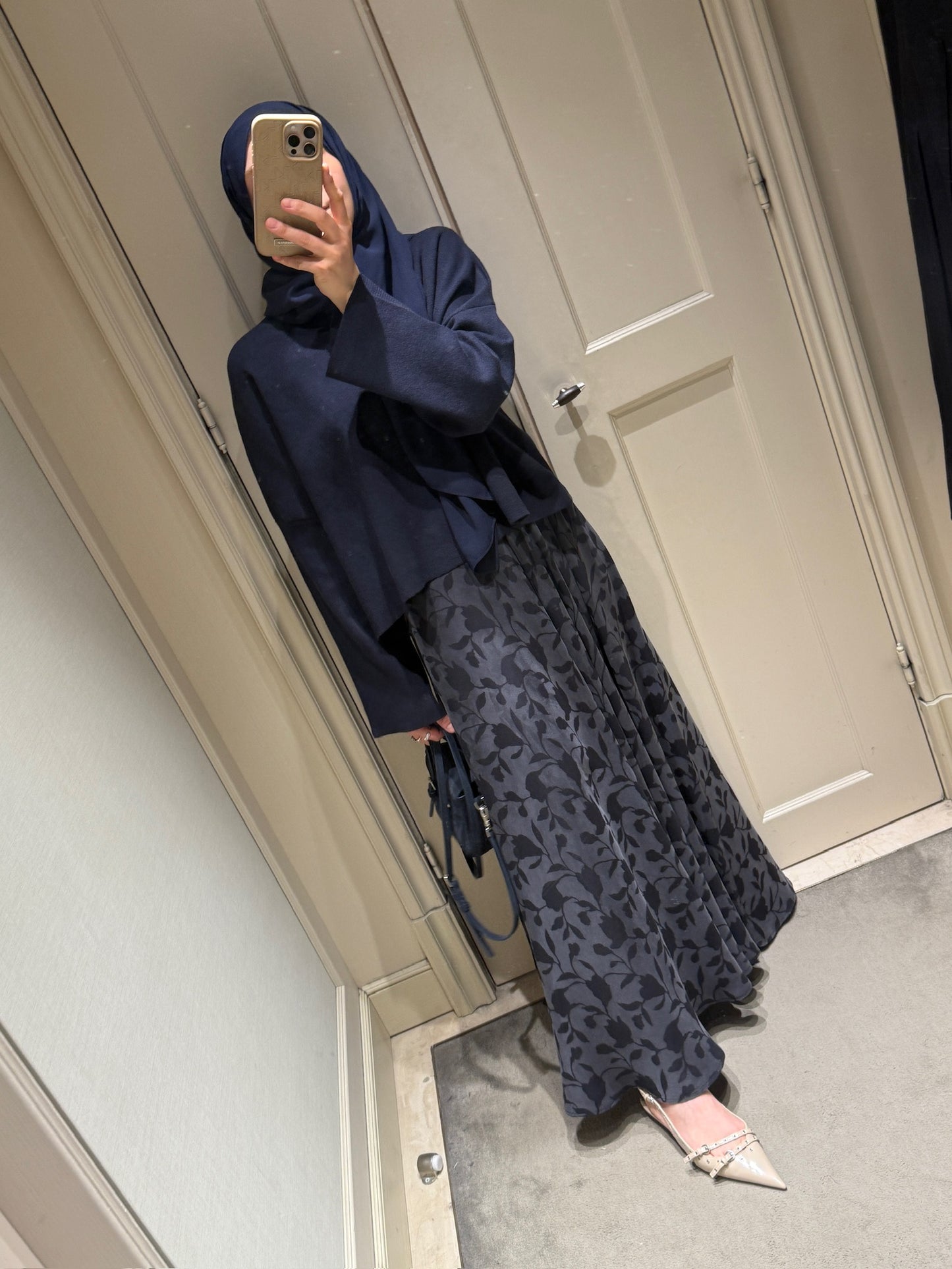 Lacivert Desenli Kupra İpek Etek ve Triko Takım