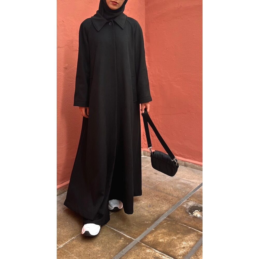 Siyah Yün Kaşe Kaban