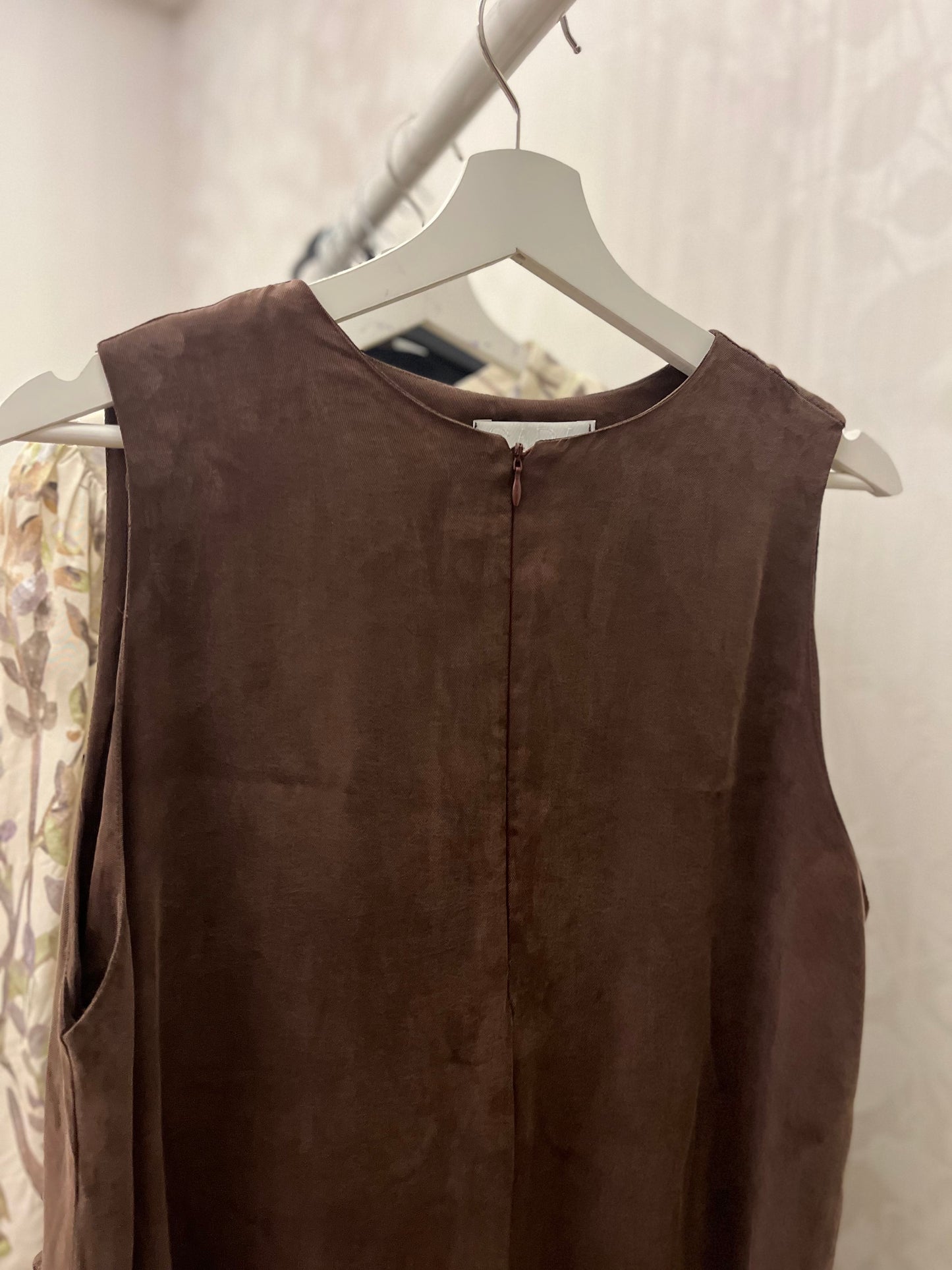 Kahverengi Sıfır Kol Kupra İpek Elbise